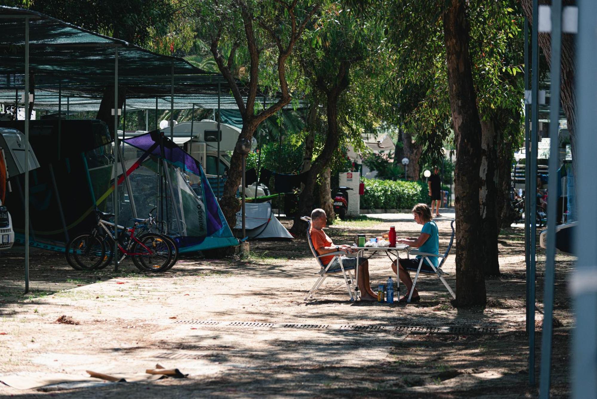 Villaggio Turistico Le Diomedee Вьесте Экстерьер фото